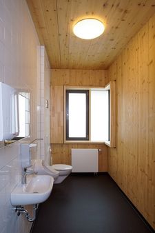 Neubau eines Gewerbeobjektes mit NUR-HOLZ Elementen