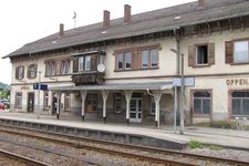 Bahnhofsgebäude vor der Sanierung