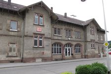 Bahnhofsgebäude vor der Sanierung